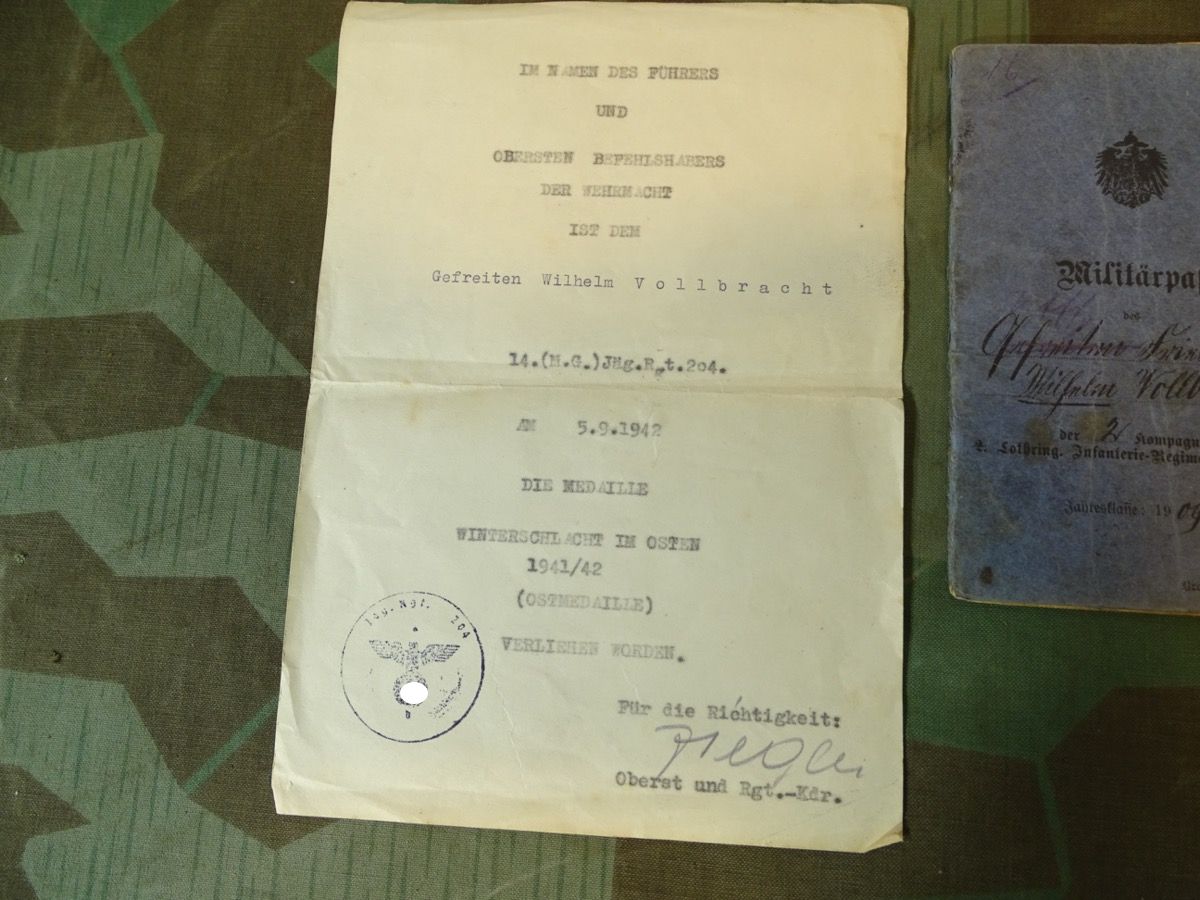 5 Urkunden: Inf.St.Abz., Verw.Abz.schw., Ostmed..41/42, EK2..