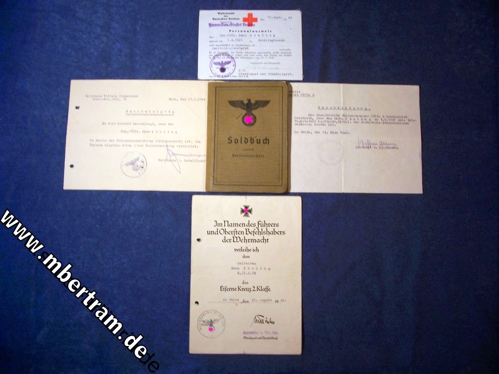 Urkundengruppe eines Sanitäts Unteroffiziers, Soldbuch, EK 2, ISA, etc...