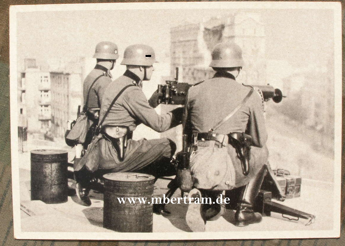 MG Posten über d. Dächern v. Warschau