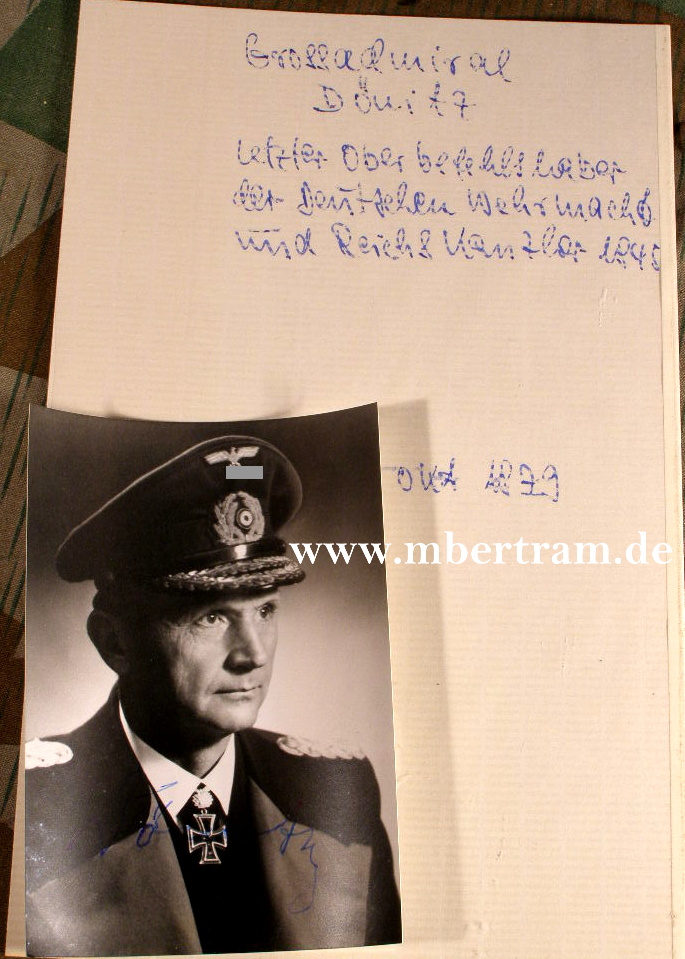 Signatur: DÖNITZ, Karl. Großadmiral KM, Kdr. U-Boote