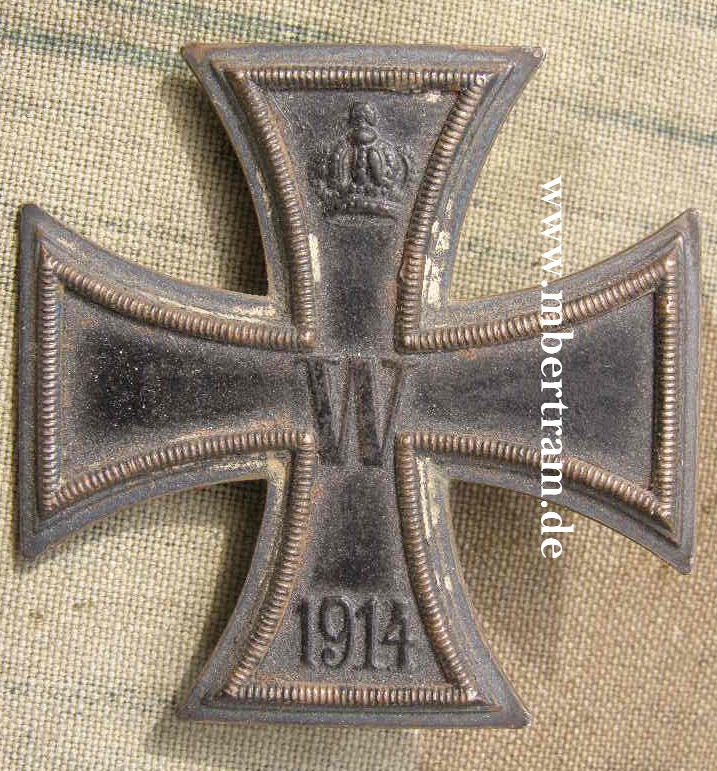 EK 1. Kl.1914 Hst.: "CD", Silberstempel "800". Breite Nadel