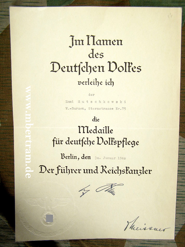 Urkunde für die Medaille für deutsche Volkspflege. DIN A4