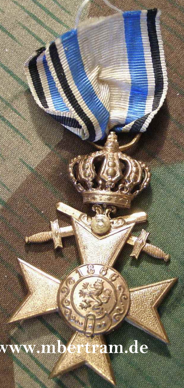 MVK 4. Klasse m. Schwertern u.Krone, Bandabschnitt, Bayern