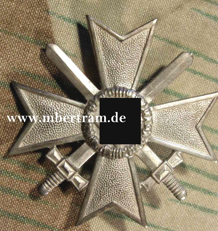KvK 1 Kl. 1939, m. Schw., Buntmetall, versilbert, Hst.: 84