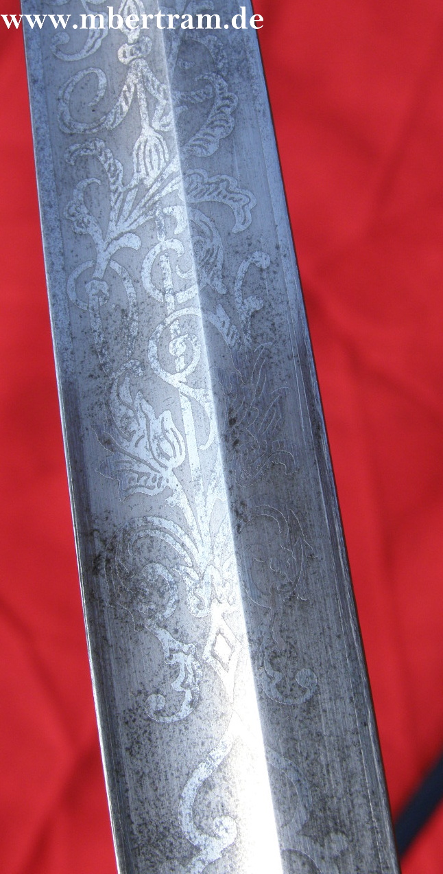 10384-14 Infanterie Offizierssäbel, Löwenkopfgriff, gekreuzte Säbel