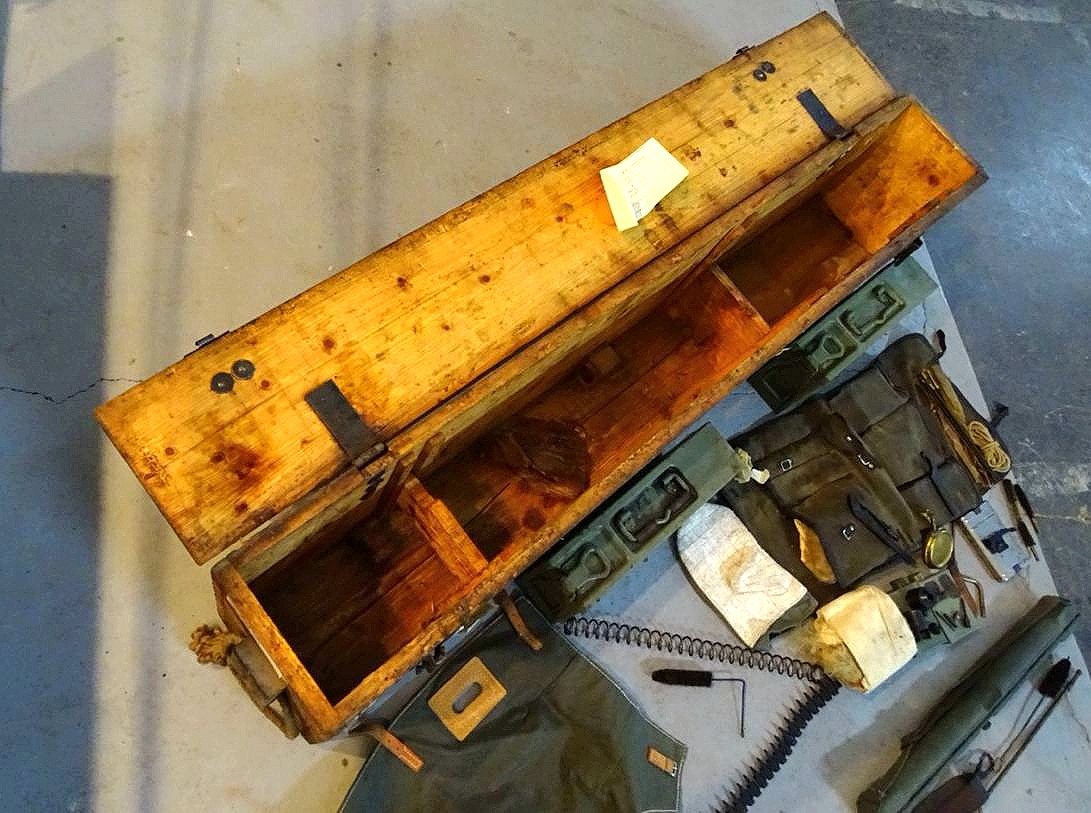 Original Waffenkiste Wehrmacht für 1x MG 42 oder MG 34 mit Zubehörsatz MG 42/53