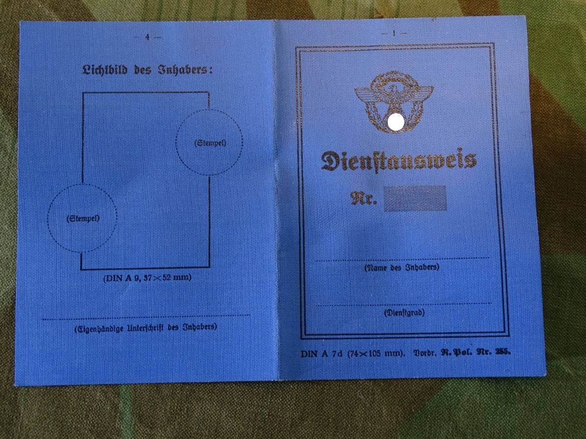 Blauer Blanko Dienstausweis für Hilfspolizeibeamte 3 Reich ( Reservisten ), Selten 