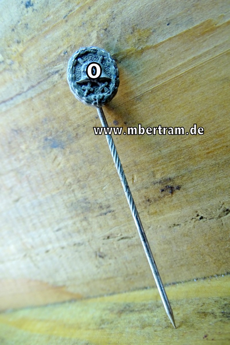 Verwundetenabzeichen in Silber 1939, 1. Modell Legion Condor, Miniatur,  9 mm