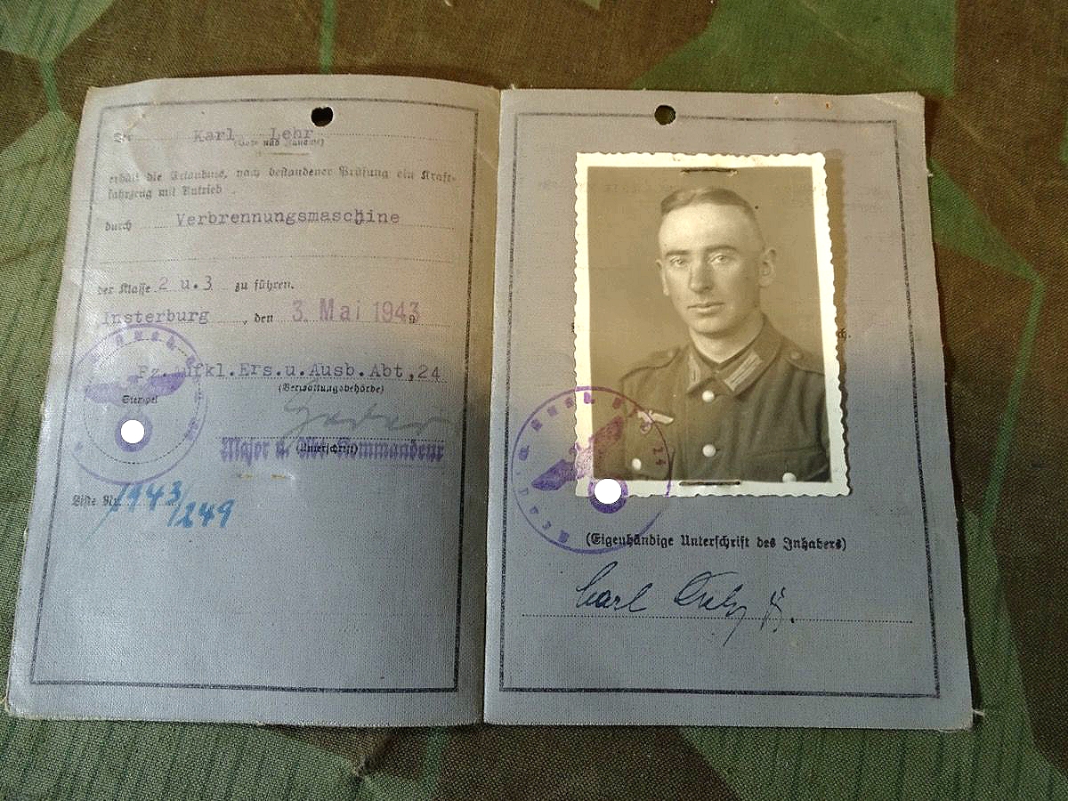 Wehrmacht Führerschein, K. Lehr aus SG, Panzer Aufkl. Ers. u . Ausb. Abt. 24 , Insterburg, Bild, Halbkette