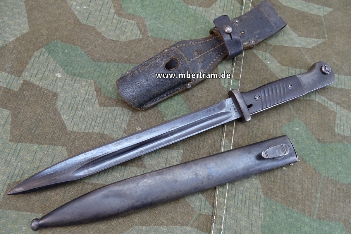 Seitengewehr 84/98, 2. WK,  Hst: E. u F. Hörster, 1939, nrgl., Zustand 1-2 mit Koppelschuh