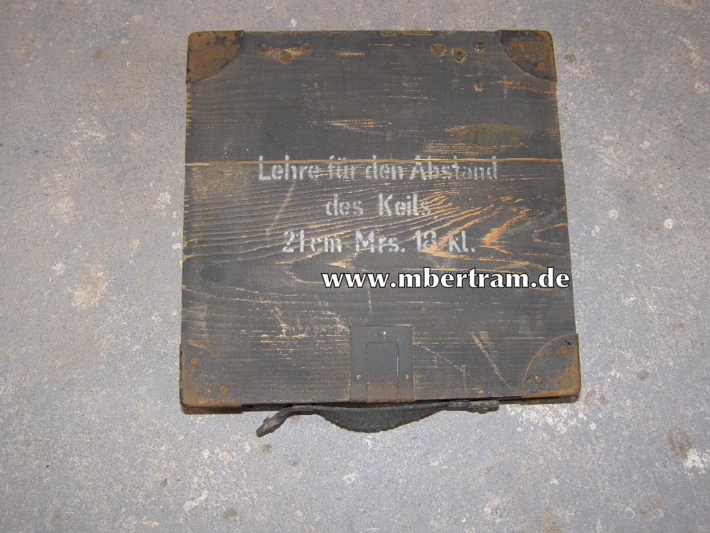 Waffenmeisterkiste:  Lehre für Abstand des Keils 21cm Mrs. 18 kl.