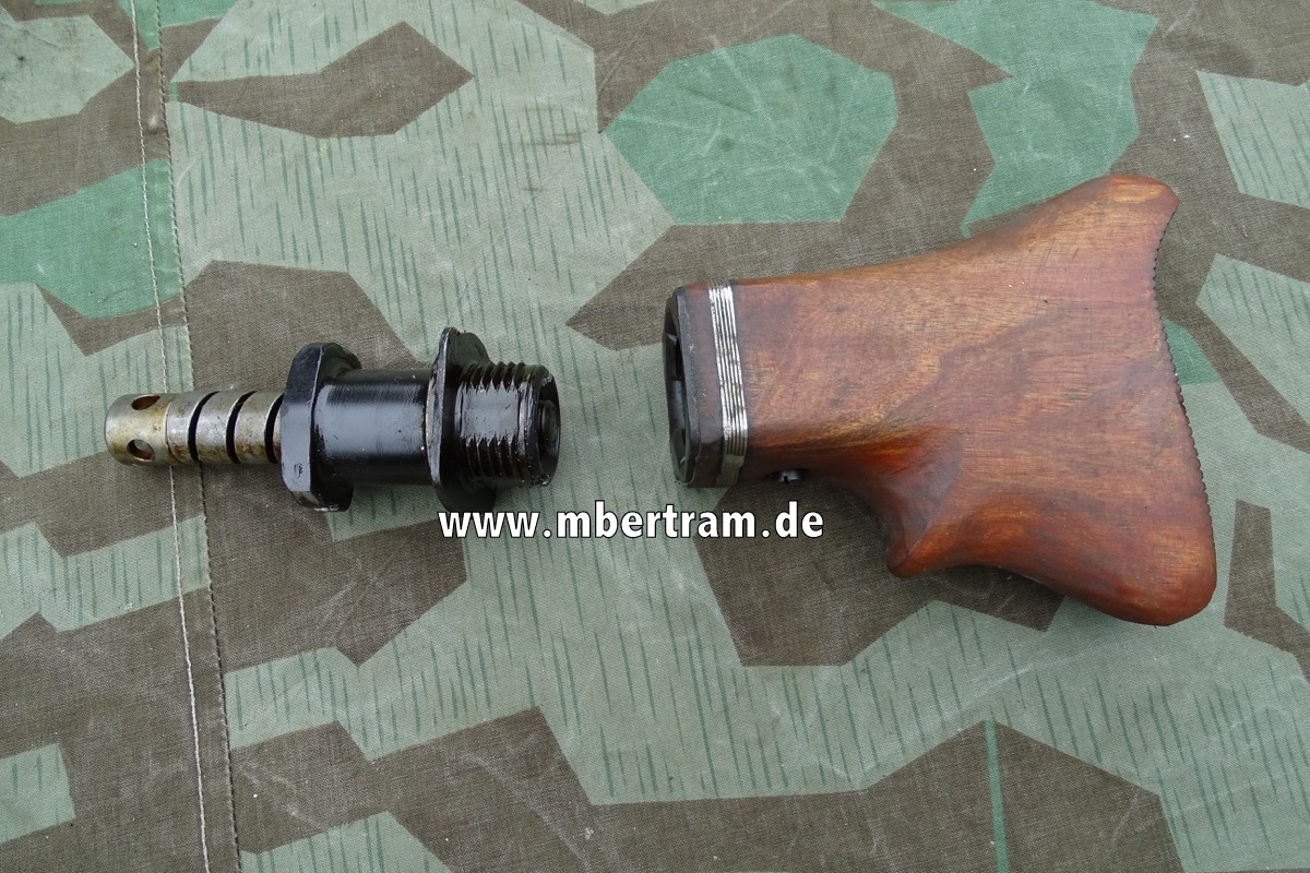 Wehrmachts MG 42 Kolben mit Pufferstück mit WaA Abnahme