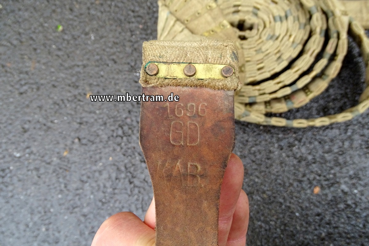 Holz Gurtkasten 1. Weltkrieg für Schwarzlose MG 1907/12 mit 250er Stoff Munitionsgurt