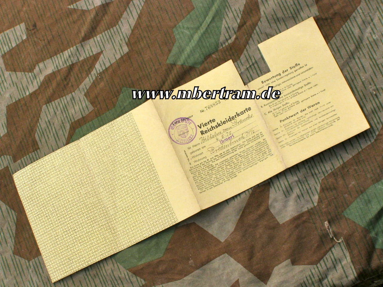 Vierte Reichskleiderkarte vom 1.3.1944, fast vollständig