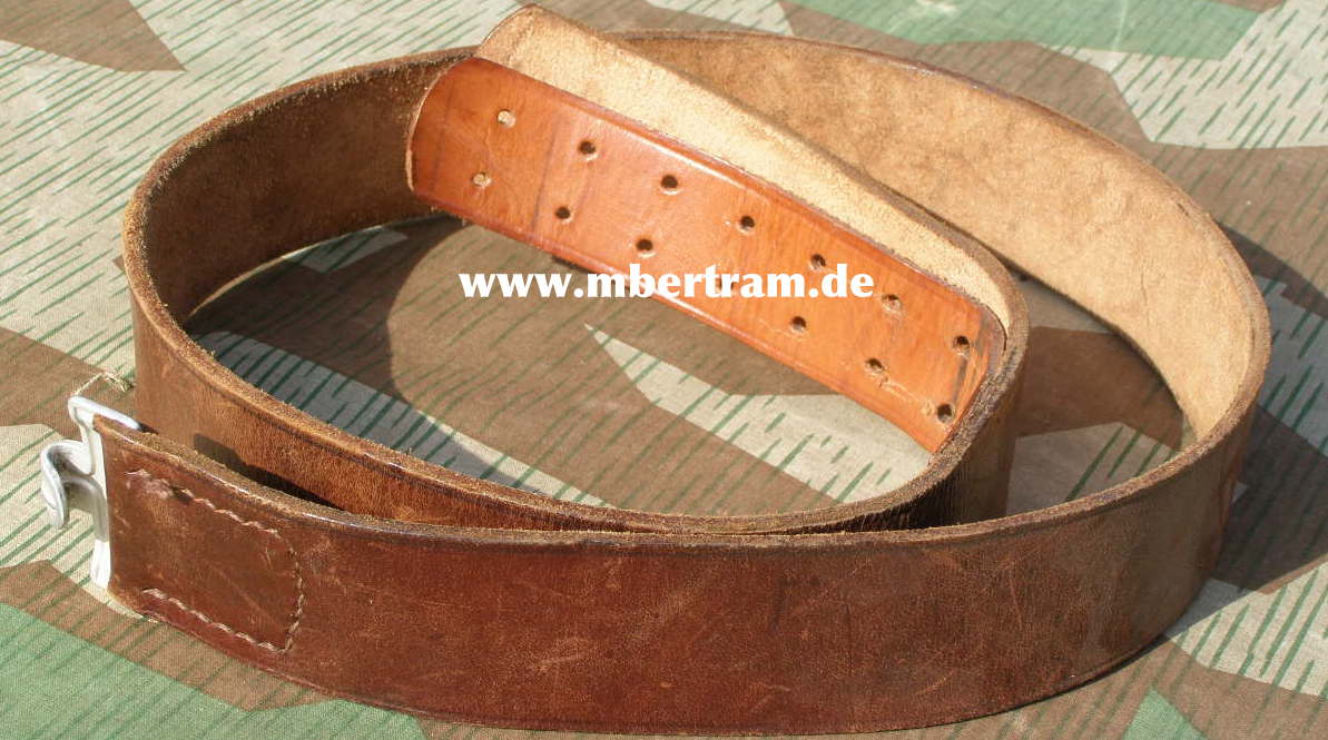 Luftwaffe Koppelriemen, braunes Leder, Alu Gegenschließe