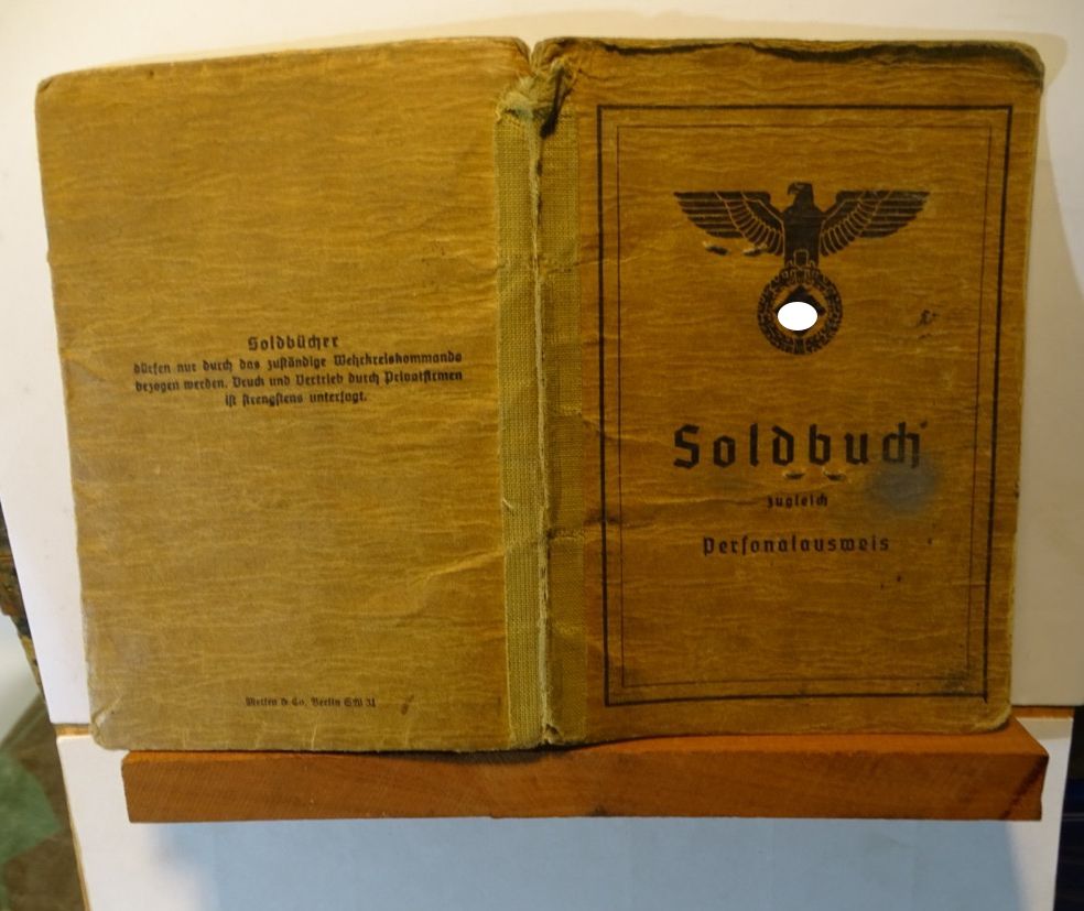 ( Vor-) Letztes Aufgebot: WH Soldbuch Baupionier, eingezogen 08.1944, 04.45- K 43 bekommen