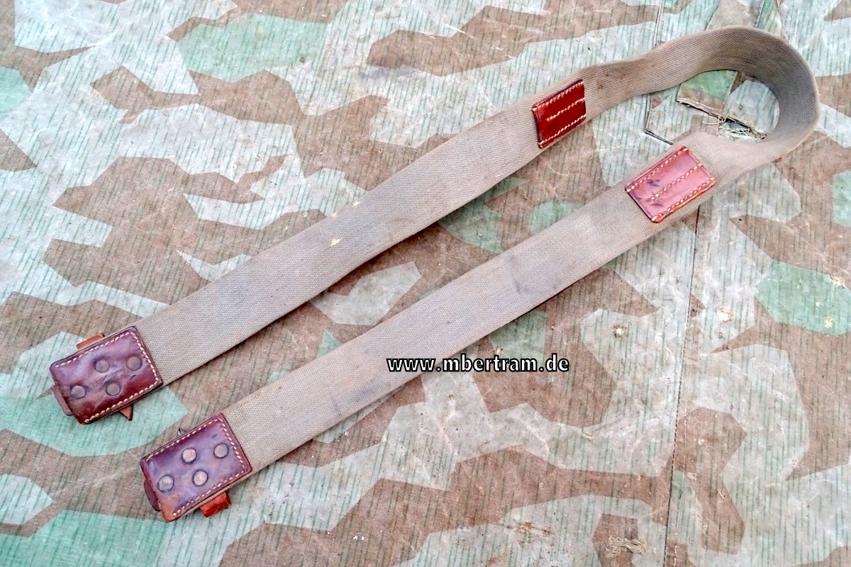 Wehrmacht Trageriemen zu Magazintaschen für MG 13, Herstellermarke 1933