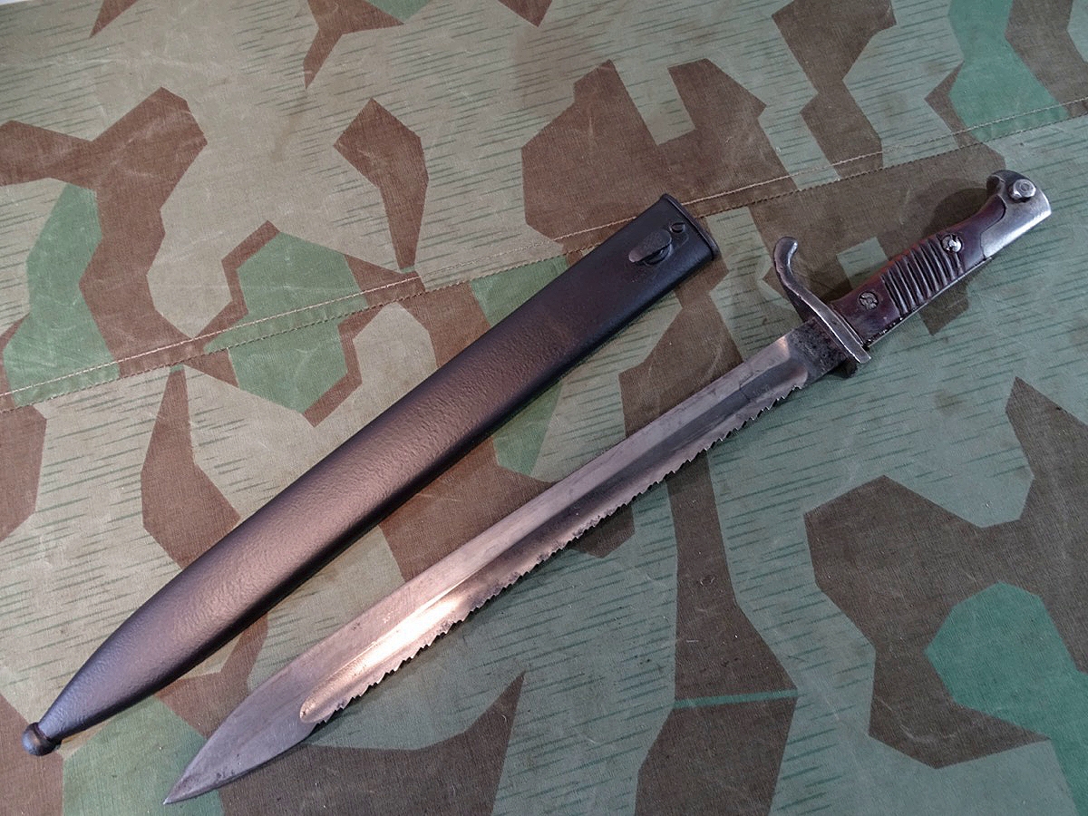 Seitengewehr 98/05 alter Art, 13. Würtemb.Pionier Rgt. , mit Sägerücken, Hersteller Erfurt