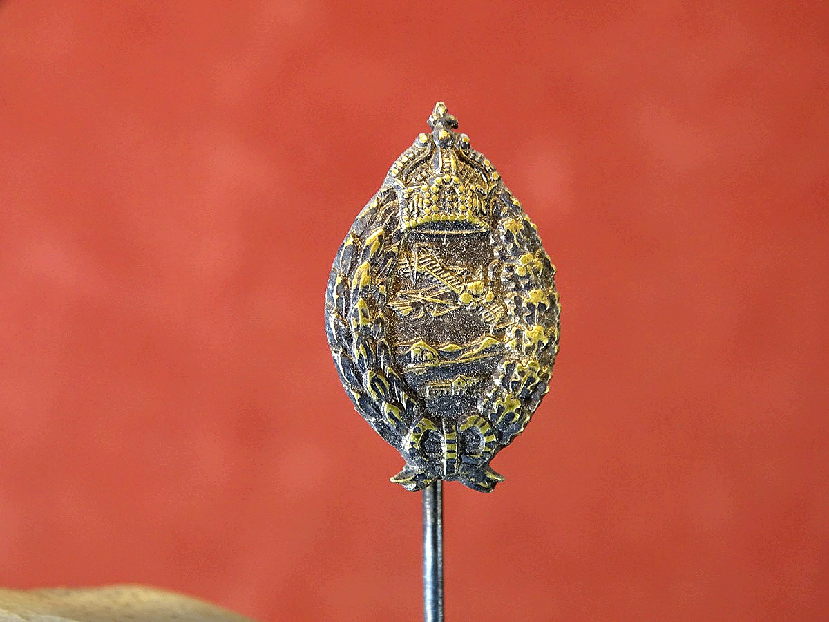 Miniatur Flugzeugführer Abzeichen 1. Weltkrieg , Buntmetall, versilbert. Mit altem Etui