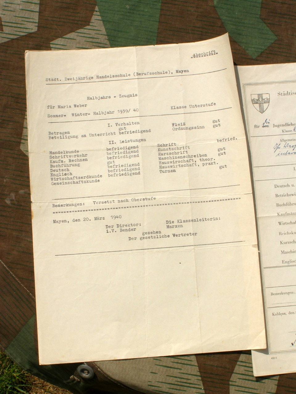 11382-11 Gehilfenbrief Wirtschafts-Treuhänderbüros 1943, Papiere....