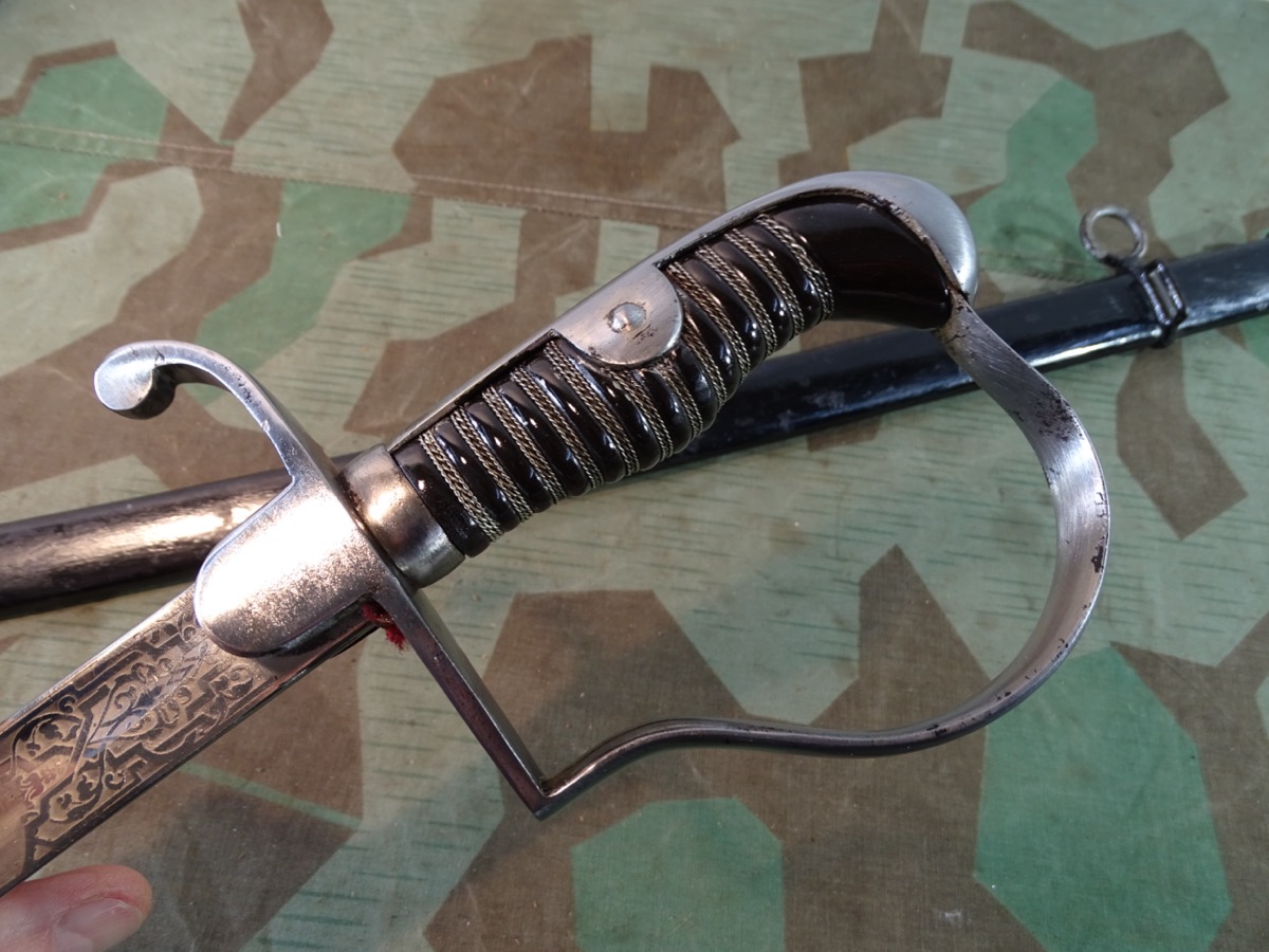 Garde Artillerie Säbel von WKC mit sehr schöner Ätzung " Reiter Abt. 4 Garde Artillerie Feld Art. Rgt." Garde Artillerie Säbel von WKC mit sehr schöner Ätzung " Reiter Abt. 4 Garde Artillerie Feld Art. Rgt."
