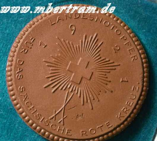 2359-5 4 Porzellan Medaillen, schs. Rotes Kreuz" 1921, Meissen