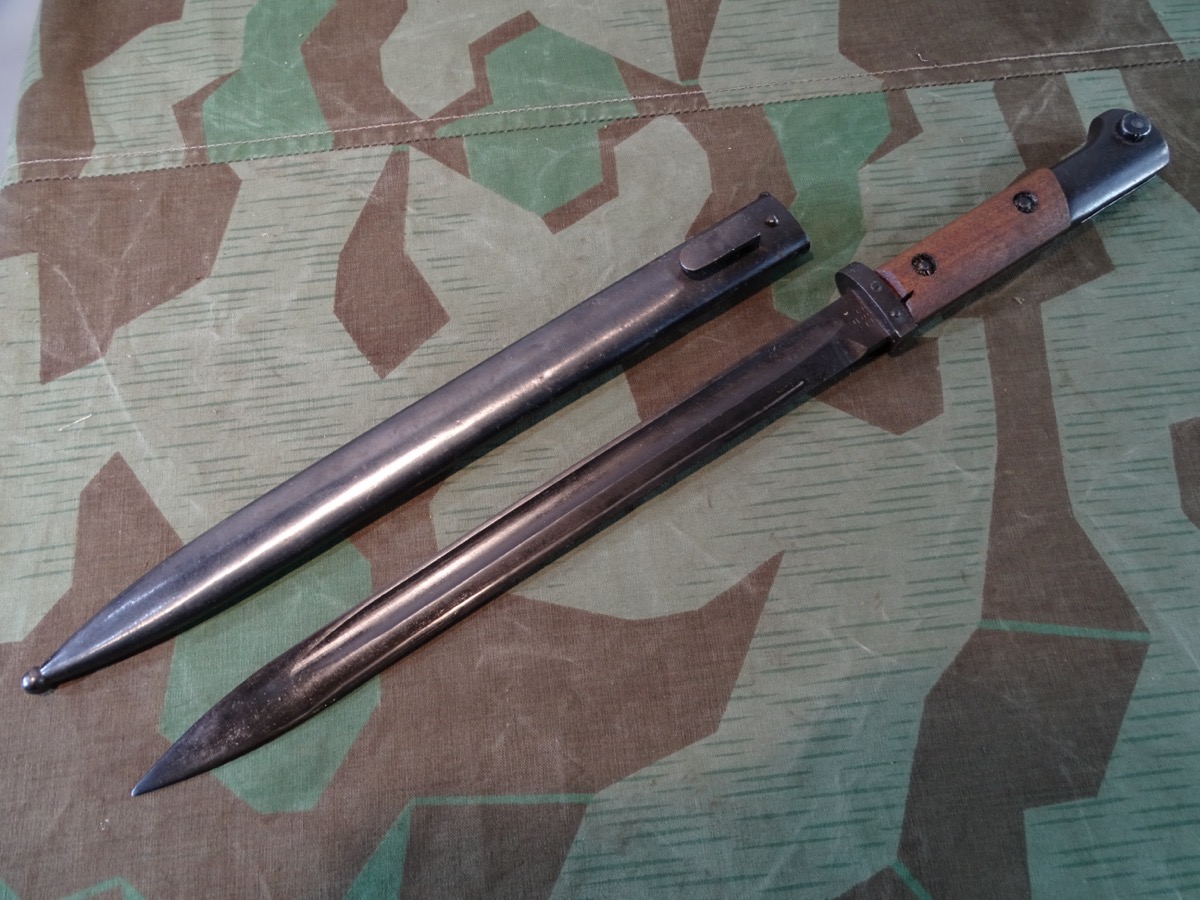 Tschechisches VZ 24 Bajonett, ohne Mündungsring, Wehrmachts Beutewaffe, Bj. 1937, Zustand 1-2. Top brüniert. 