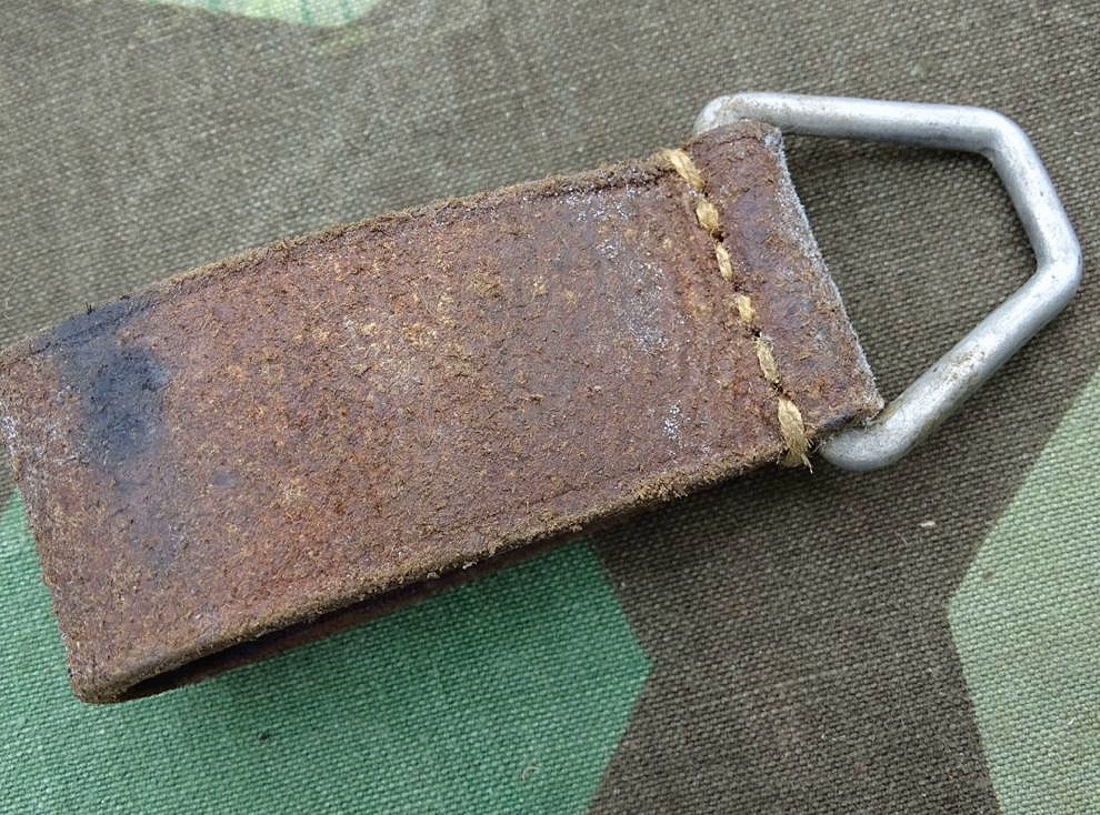 Braune Koppelschlaufe Luftwaffe, frühes Stück mit eckigem D -Ring, relativ selten,  1939