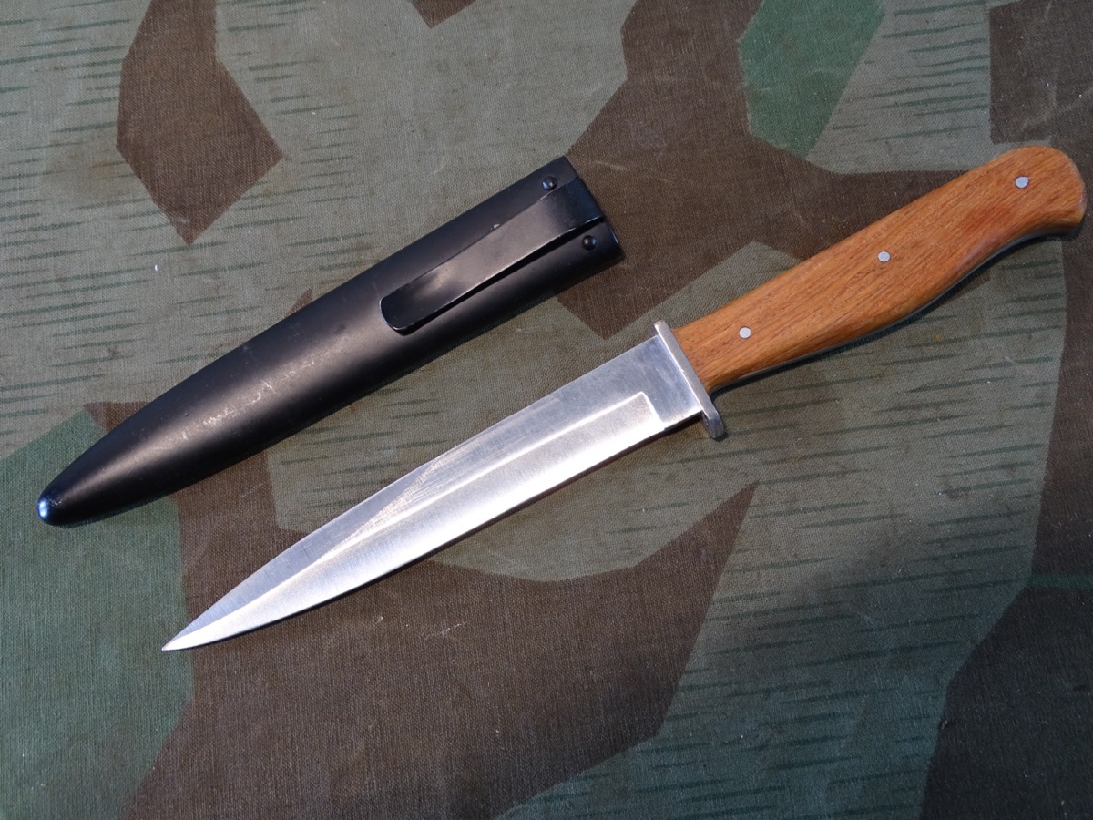 Replik: Grabendolch / Kampfmesser 42 der Wehrmacht