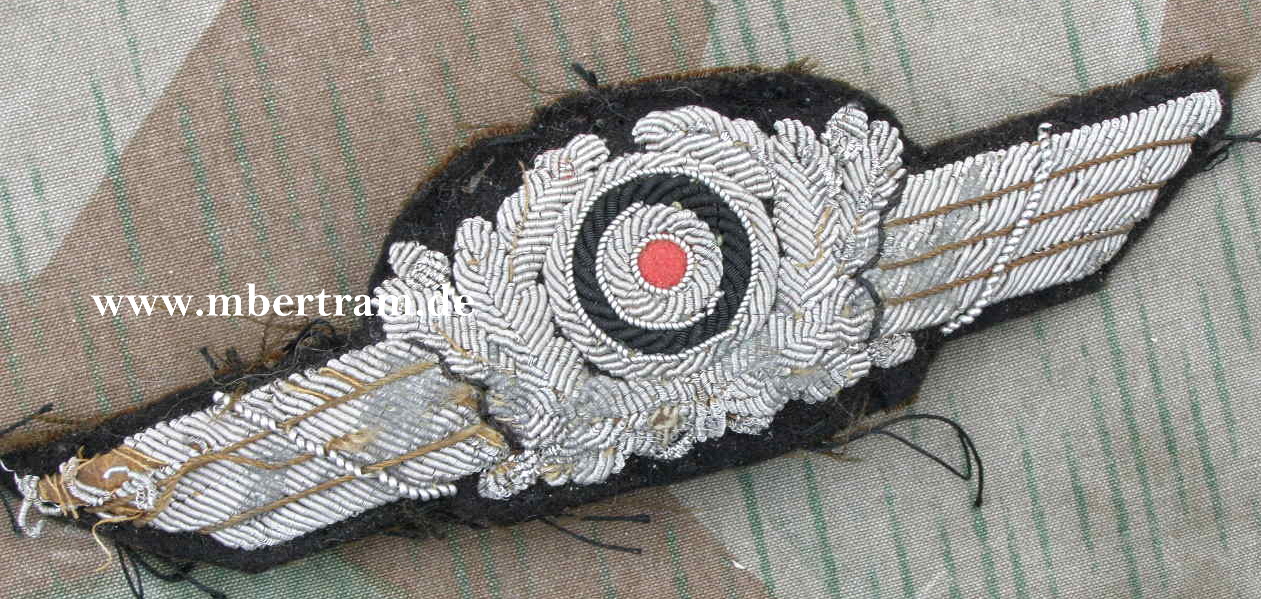 Luftwaffe Mützenkokarde für Offiziersschirmmützen, handgestickt