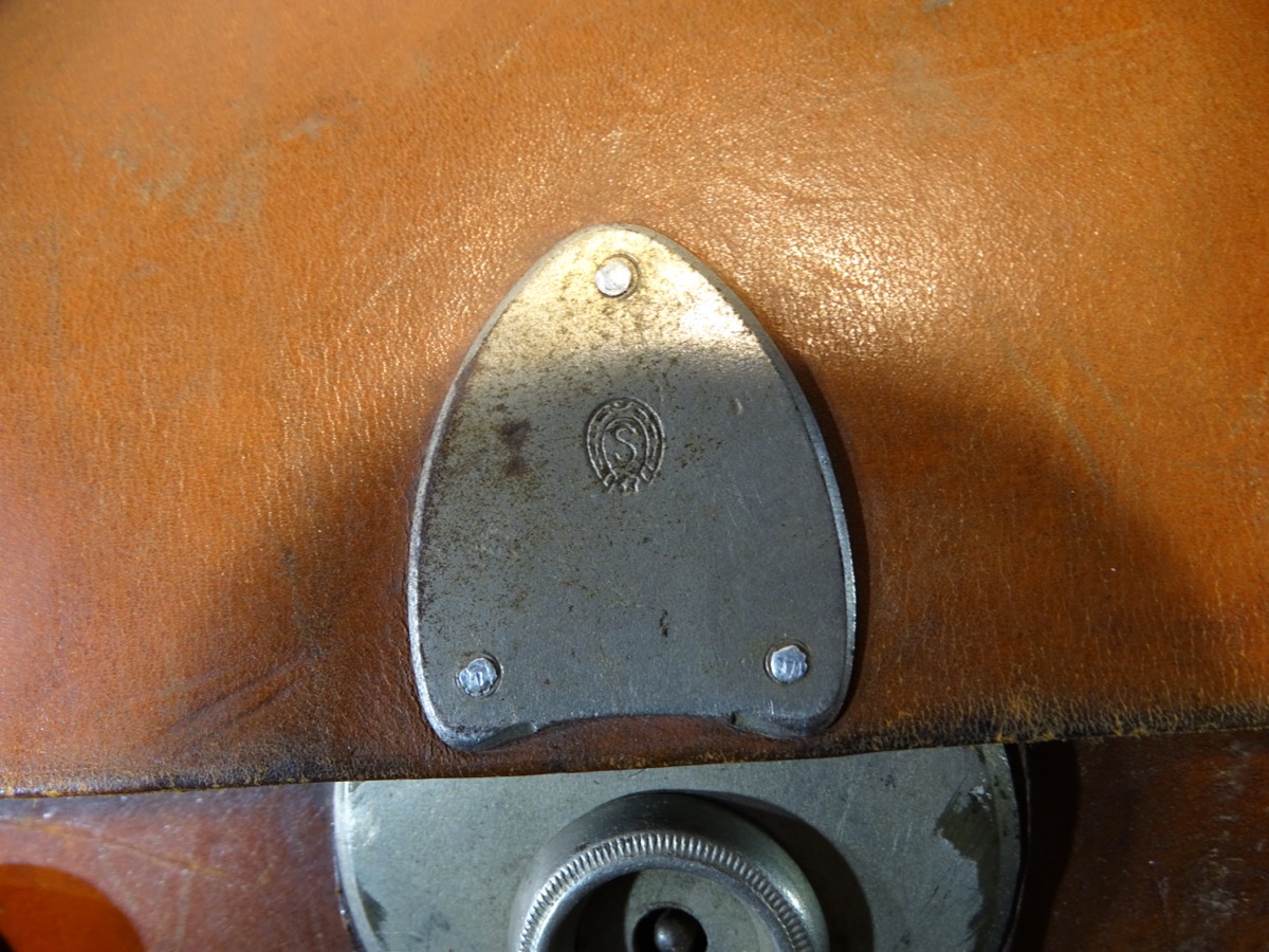Sanitätstasche für Sanitätsoffiziere der Wehrmacht. " Bollmann Tutlingen 1939 "  mit Original Einsätzen. 