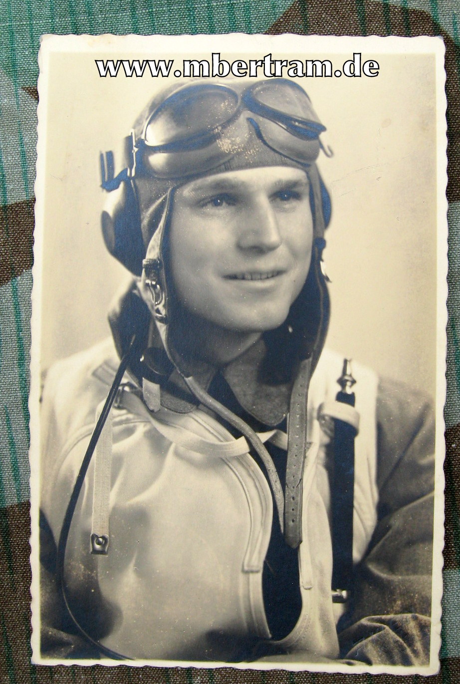 Luftwaffen Flieger, Flugkombi, Schwimmweste, Kopfhaube...