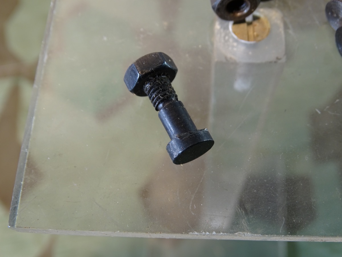 Schraube für Rohrvorholer MG 42 - MG 42/53 Schraube für Rohrvorholer MG 42 - MG 42/53