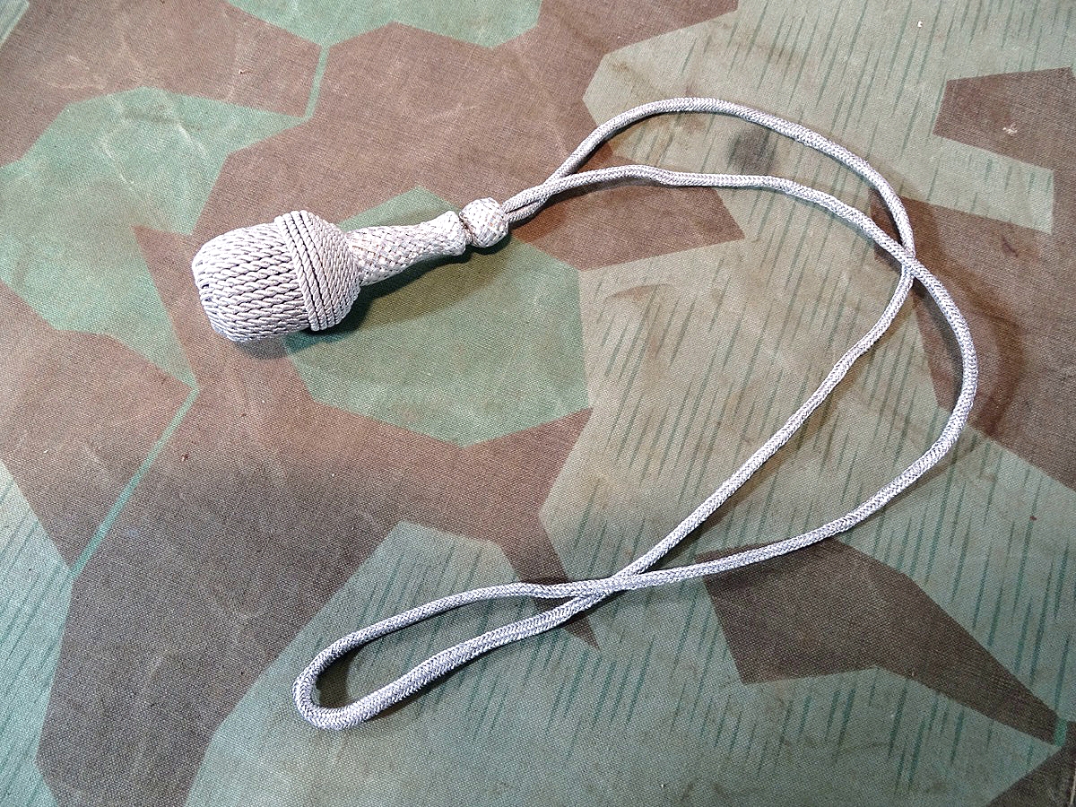 Portepee zum Heeresoffiziers Dolch, Metallfadengespinst, getragen