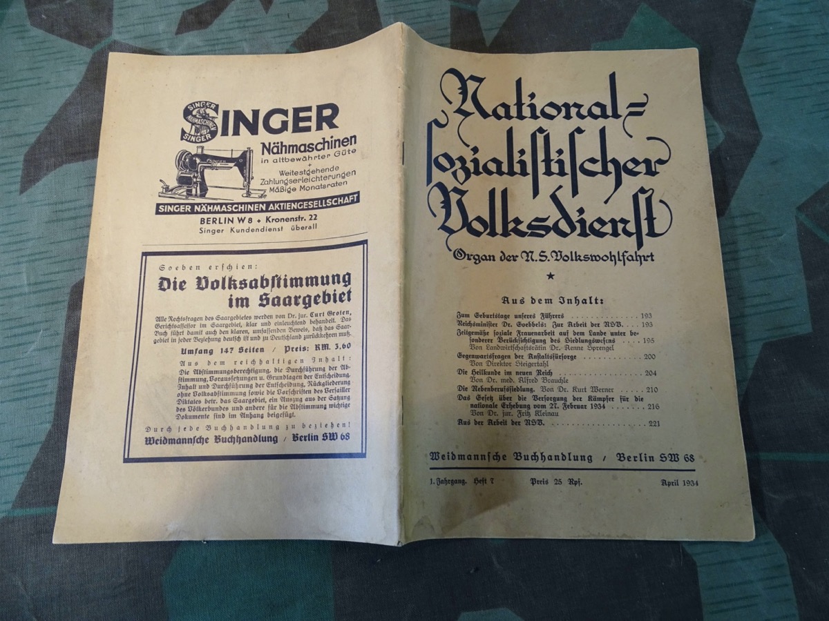 Heft " National Sozialistischer Volksdienst " ( NS Volkswohlfahrt) vom April 1934