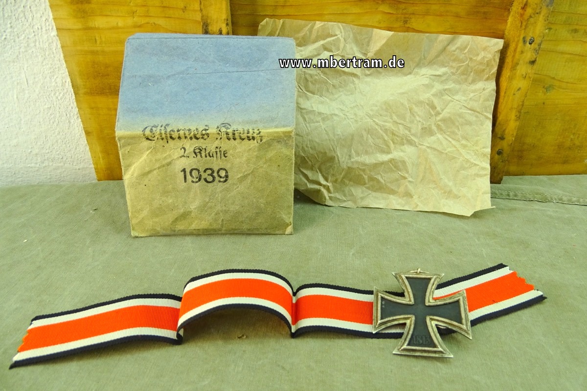 Eisernes Kreuz 1939 2. Klasse - Klein & Quenzer mit Verleihungs Tüte