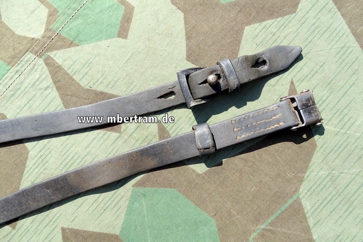 K 98 Gewehr Riemen, dunkles Leder, mit Metallschieber, Frosch und Lederöse