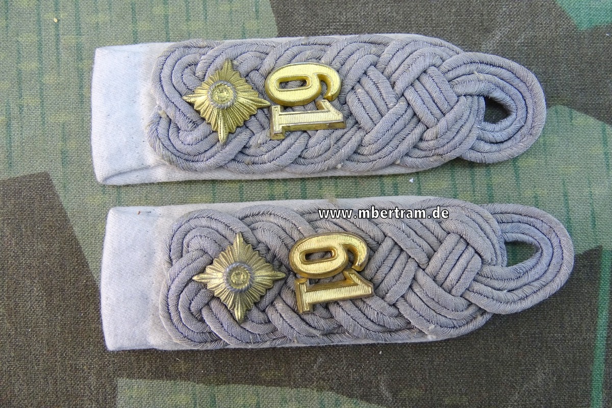 Paar Schulterklappen Oberstleutnant Wehrmacht Heer Infanterie Rgt. 61