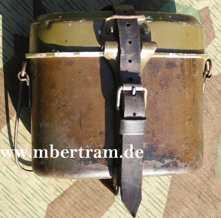 Kochgeschirr Wehrmacht, 1944/45, 85% Lack "ET 44" Email