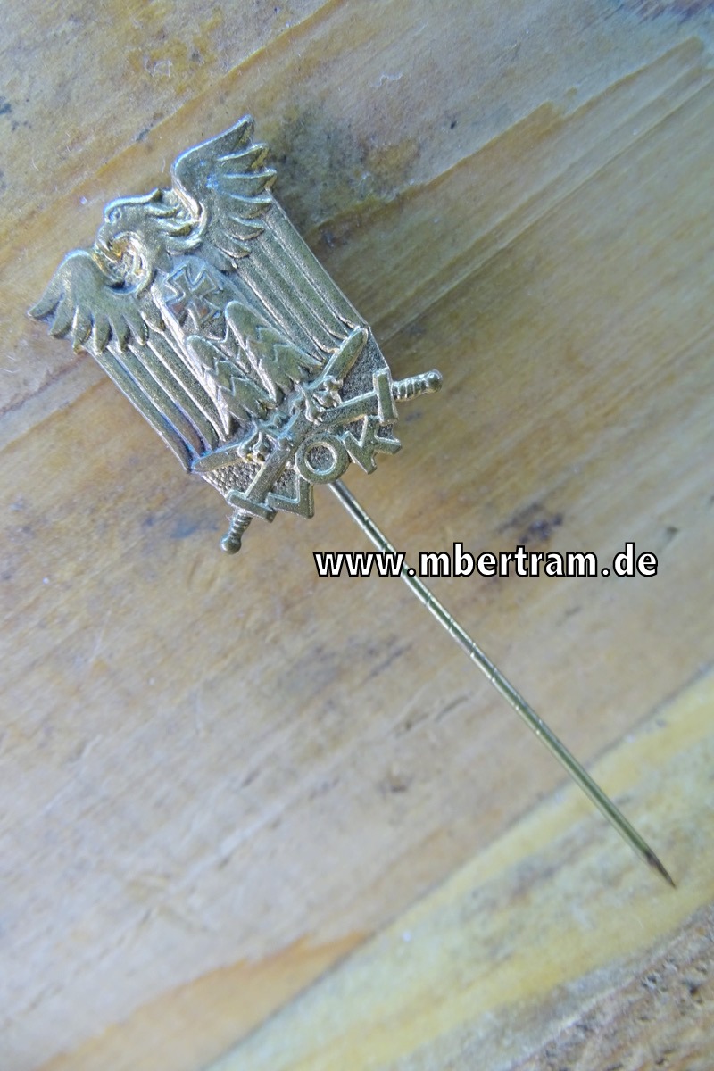 Unbekanntes Mitgliedsabzeichen LOK, Adler , Schwerter, Eisernes Kreuz,  Selten
