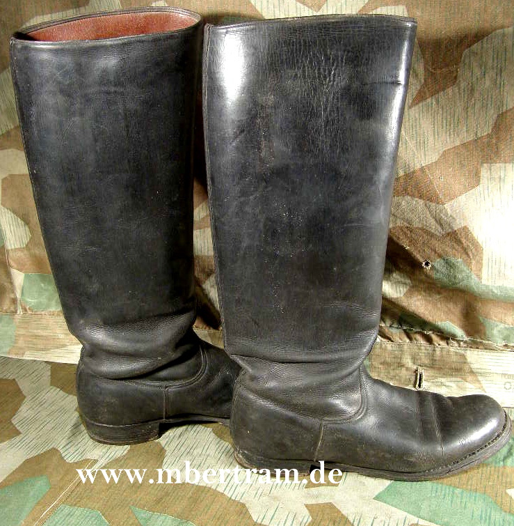 Wehrmacht Offiziersstiefel. Mittlere Größe, 1944