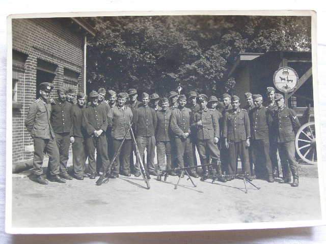 Foto Waffenmeister Werkstatt-Zuges, MG 34, Panzerbüchse