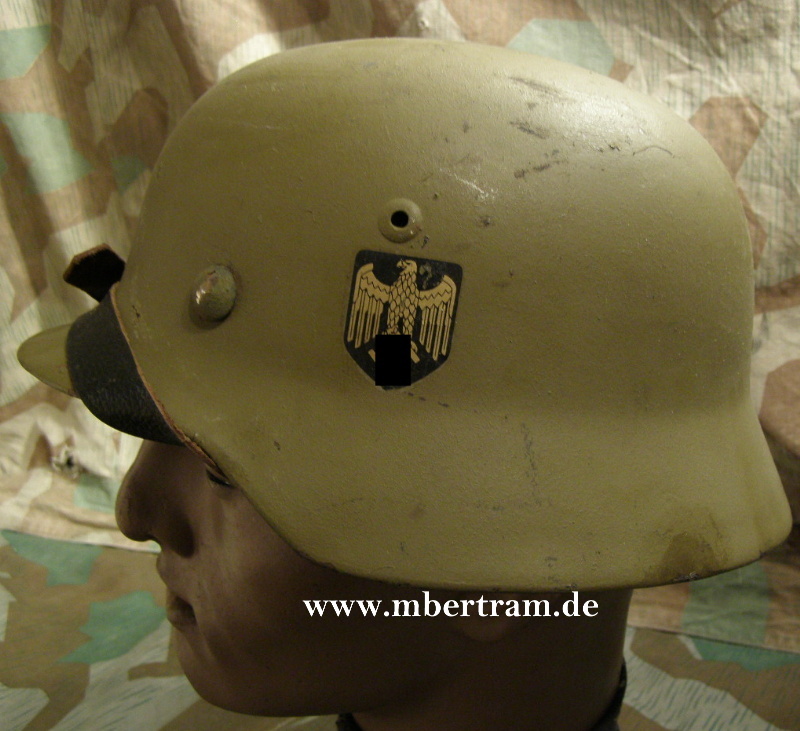 Wehrmacht Heer oder Kriegsmarine Stahlhelm, Lehmgelb