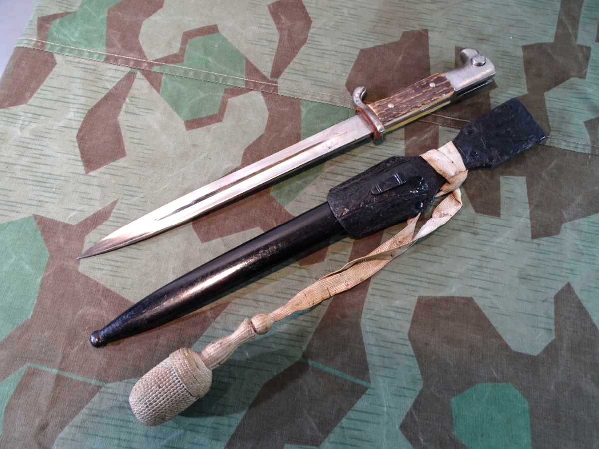 Extra Seitengewehr KS 98 mit Hirschhorn Griffschalen und Koppelschuh u. Portepee 