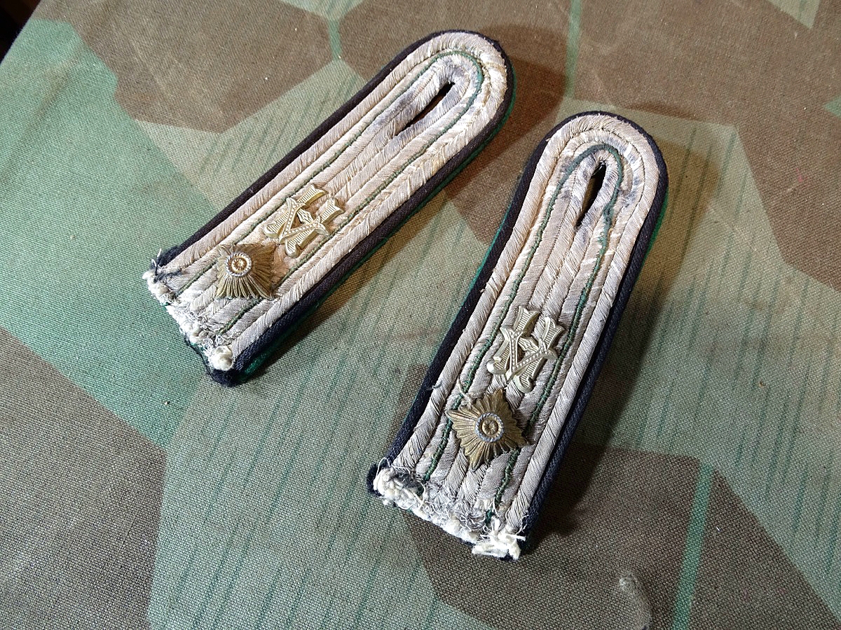 Paar Schulterklappen Oberleutnant Heeresverwaltung, Wehrmacht zum einnähen