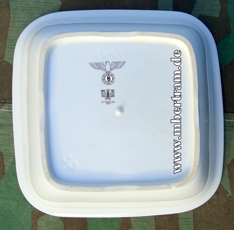WH Schüssel ca. 28 cm. Adler / HK, MZ, Altrohlau 1939