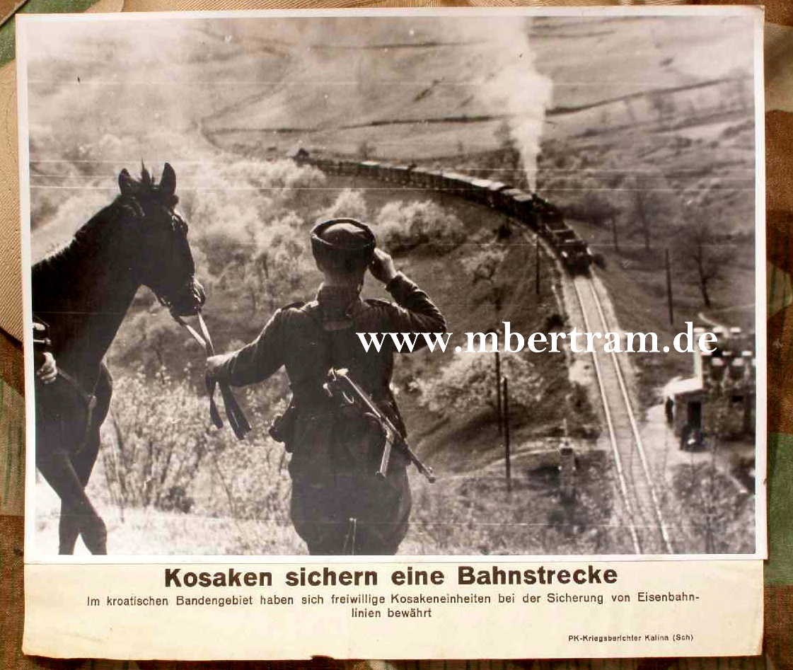 Kosaken sichern eine Bahnstrecke in Kroatien 17x24