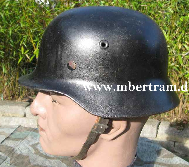 Wehrmachts Stahlhelm, Original Glocke, original Innenhelm