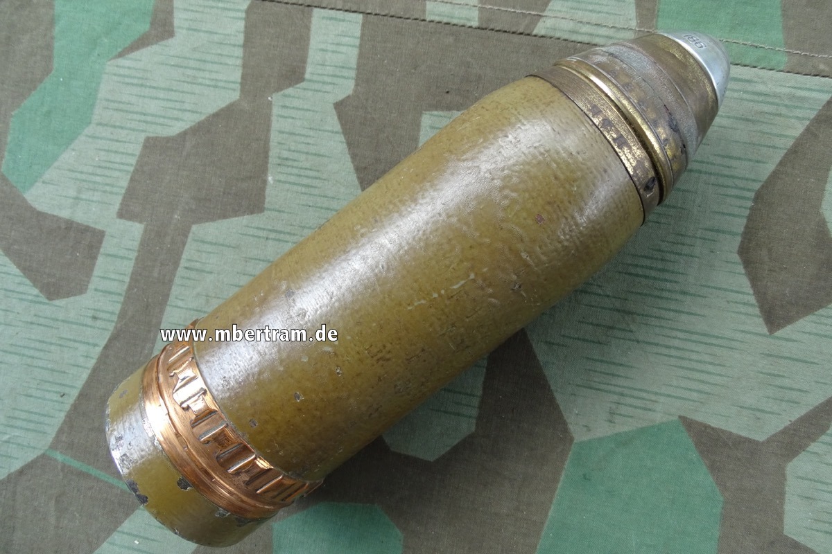 Deutsche 7,7 cm Spreng Granate 1. Weltkrieg mit Deko  Zünder