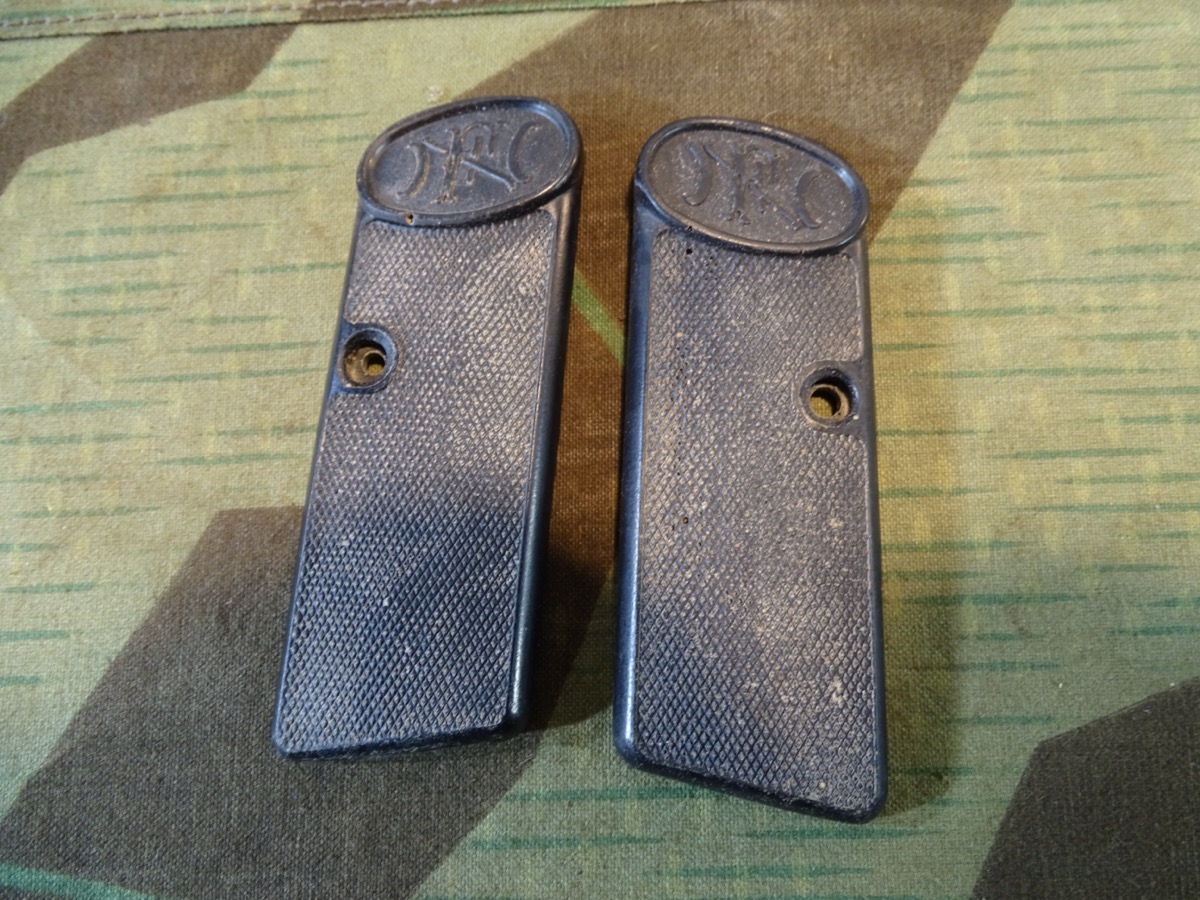 Grippanels / Griffschalen  Pistol FN 10/22 Kal.7,65 & 9 kurz